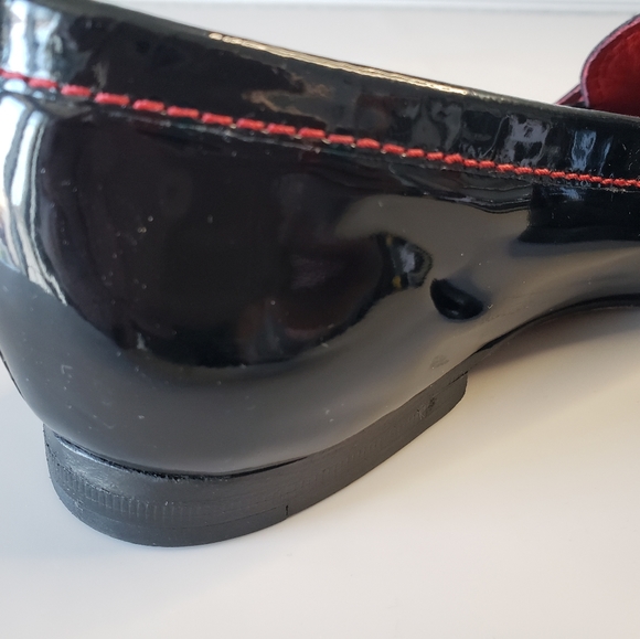 Cole Hann - Picture 7 of 9